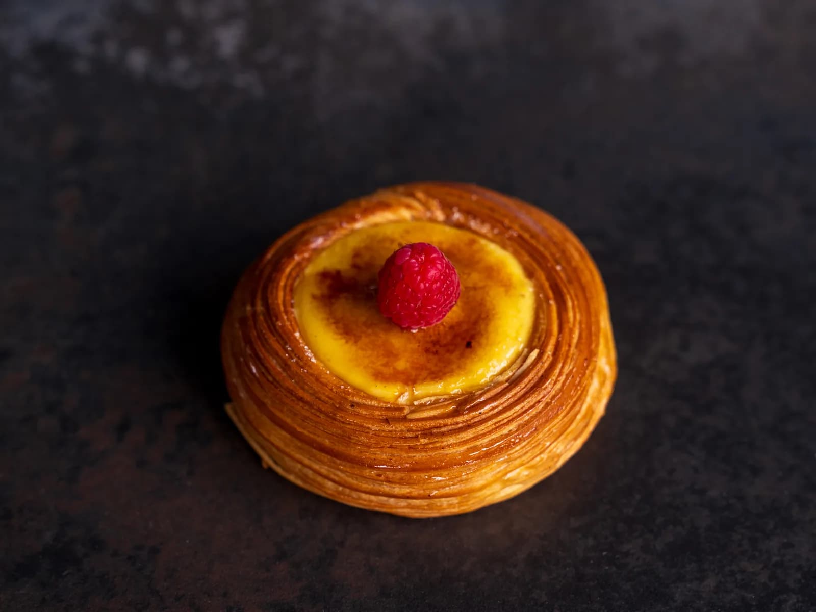 Cream Brûlée Croissant